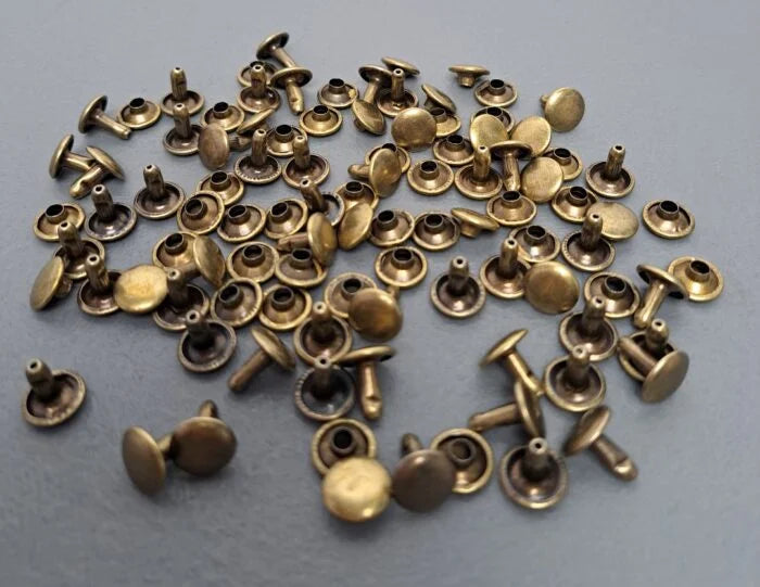Double Cap Rivets Antique 10mm (50’s)